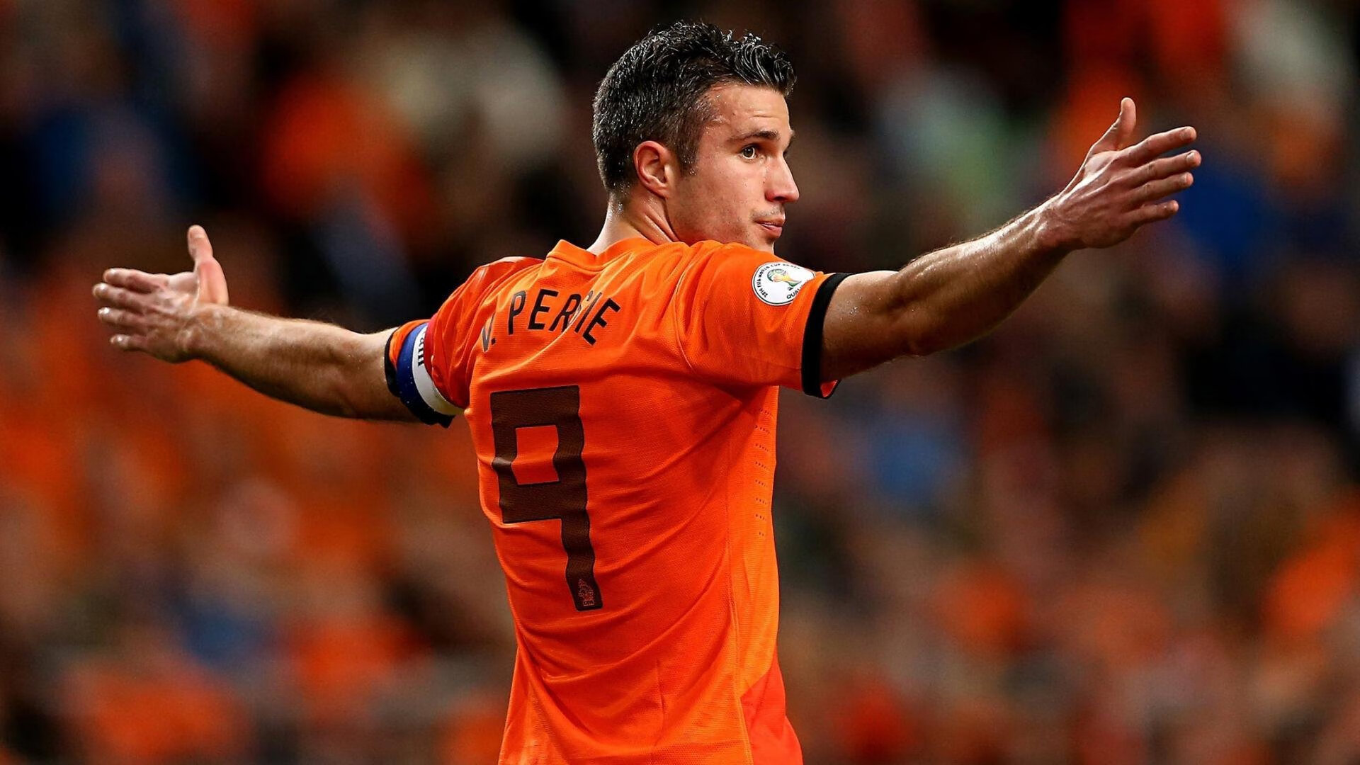 足球赛场焦点！巴西队对阵俄罗斯队，战况跌宕起伏，悬念直到终场